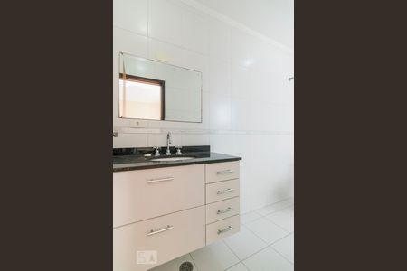 Apartamento à venda com 90m², 3 quartos e 2 vagas Apartamento à venda com 90m², 3 quartos e 2 vagasBanheiro da Suíte