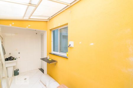 Apartamento à venda com 90m², 3 quartos e 2 vagas Apartamento à venda com 90m², 3 quartos e 2 vagasÁrea de Serviço