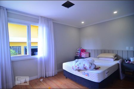 Casa à venda com 600m², 6 quartos e 10 vagasCasa 1 - Suíte