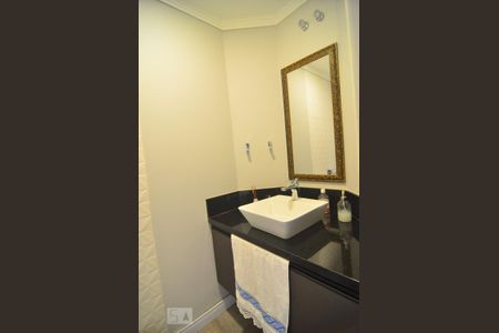 Casa à venda com 600m², 6 quartos e 10 vagasCasa 1 - Lavabo