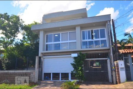 Casa à venda com 600m², 6 quartos e 10 vagasFachada