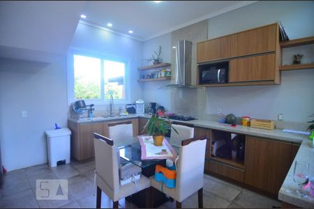 Casa à venda com 600m², 6 quartos e 10 vagasCasa 1 - Cozinha
