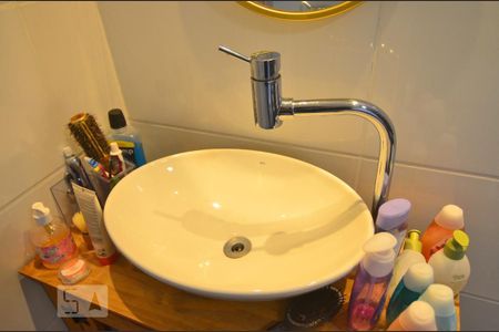 Casa à venda com 600m², 6 quartos e 10 vagasCasa 1 - Banheiro Suíte