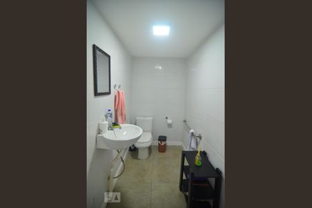 Casa à venda com 600m², 6 quartos e 10 vagasCasa 1 - Banheiro