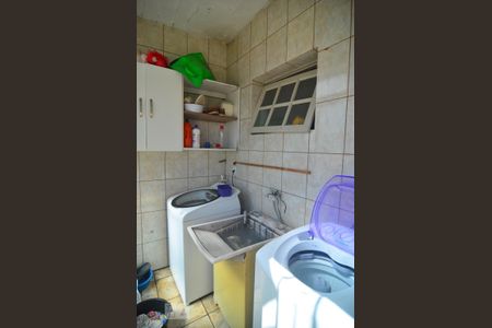 Casa à venda com 600m², 6 quartos e 10 vagasCasa 2 - Área de serviço