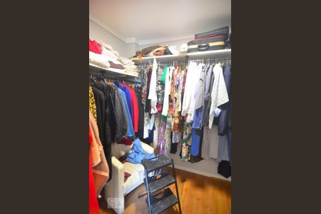 Casa à venda com 600m², 6 quartos e 10 vagasCasa 1 - Closet