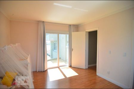 Casa à venda com 600m², 6 quartos e 10 vagasCasa 1 - Quarto 1