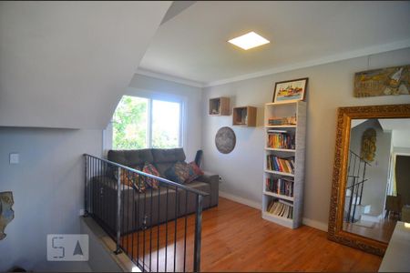 Casa à venda com 600m², 6 quartos e 10 vagasCasa 1 - Sala de leitura