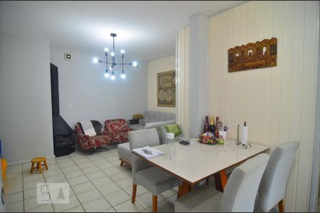 Casa à venda com 600m², 6 quartos e 10 vagasCasa 2 - Cozinha