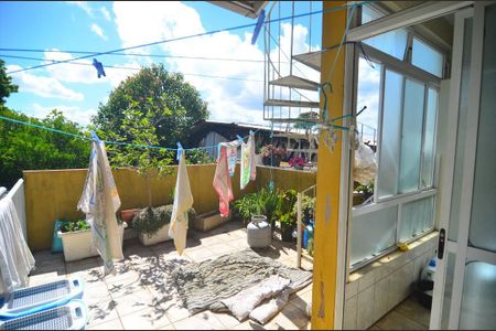 Casa à venda com 600m², 6 quartos e 10 vagasCasa 2 - Área de serviço