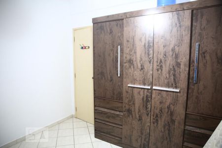 Quarto  de apartamento para alugar com 2 quartos, 67m² em Canto do Forte, Praia Grande