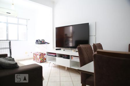 Sala de apartamento para alugar com 2 quartos, 67m² em Canto do Forte, Praia Grande