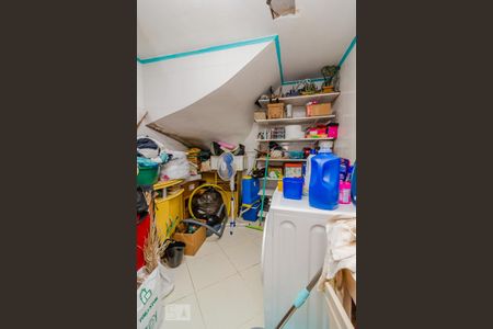 Casa à venda com 214m², 3 quartos e 1 vaga Casa à venda com 214m², 3 quartos e 1 vagaÁrea de serviço