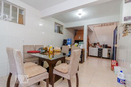 Casa à venda com 214m², 3 quartos e 1 vaga Casa à venda com 214m², 3 quartos e 1 vagaCozinha