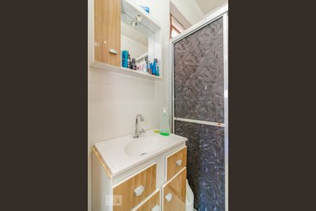 Casa à venda com 214m², 3 quartos e 1 vaga Casa à venda com 214m², 3 quartos e 1 vagaBanheiro 2