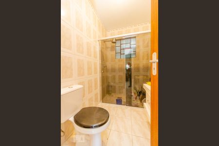 Casa à venda com 214m², 3 quartos e 1 vaga Casa à venda com 214m², 3 quartos e 1 vagaBanheiro