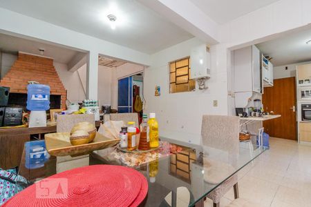 Casa à venda com 214m², 3 quartos e 1 vaga Casa à venda com 214m², 3 quartos e 1 vagaCozinha
