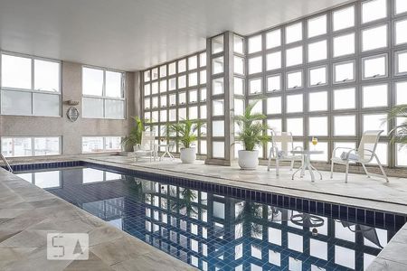 Apartamento para alugar com 35m², 1 quarto e 1 vagaPiscina