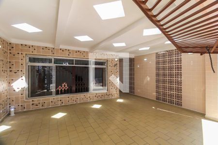 Casa à venda com 160m², 3 quartos e 2 vagas