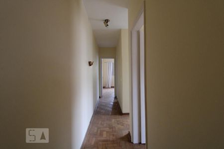 Casa para alugar com 120m², 3 quartos e 1 vagaCorredor para os quartos