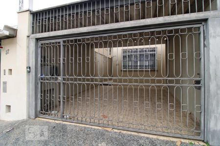 Casa para alugar com 120m², 3 quartos e 1 vagaFachada