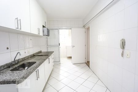 Apartamento à venda com 100m², 3 quartos e 2 vagas Apartamento à venda com 100m², 3 quartos e 2 vagasCozinha