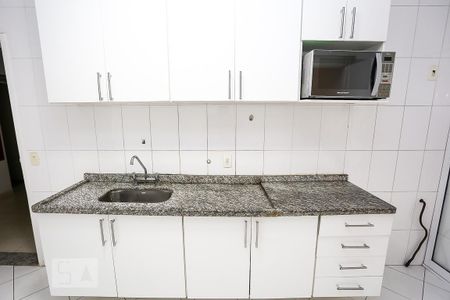 Apartamento à venda com 100m², 3 quartos e 2 vagas Apartamento à venda com 100m², 3 quartos e 2 vagasCozinha