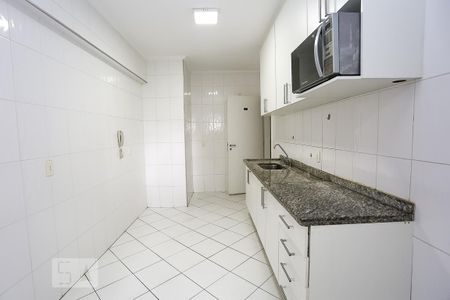 Apartamento à venda com 100m², 3 quartos e 2 vagas Apartamento à venda com 100m², 3 quartos e 2 vagasCozinha