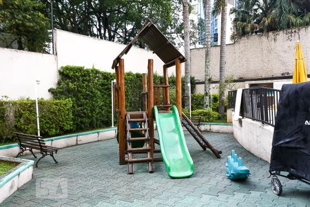 Apartamento à venda com 100m², 3 quartos e 2 vagas Apartamento à venda com 100m², 3 quartos e 2 vagasÁrea Comum - Playground