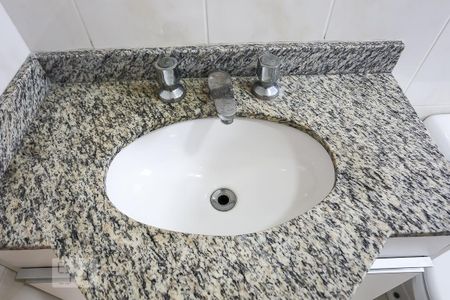 Apartamento à venda com 100m², 3 quartos e 2 vagas Apartamento à venda com 100m², 3 quartos e 2 vagasBanheiro da Suíte 1
