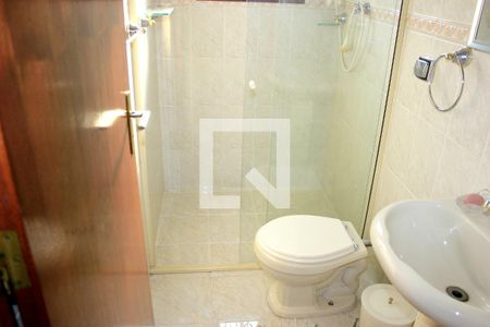 Casa à venda com 123m², 3 quartos e 2 vagasBanheiro social