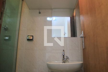 Casa à venda com 123m², 3 quartos e 2 vagasBanheiro da área de serviço