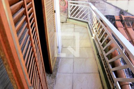 Casa à venda com 123m², 3 quartos e 2 vagasVaranda da suíte