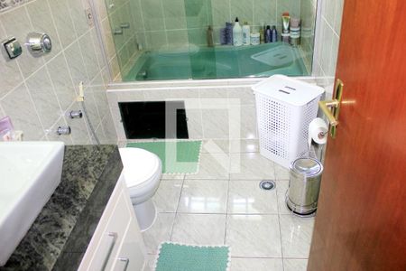 Casa à venda com 123m², 3 quartos e 2 vagasBanheiro da Suíte