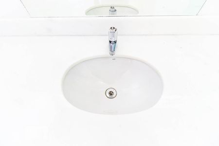 Casa para alugar com 230m², 4 quartos e 4 vagas Casa para alugar com 230m², 4 quartos e 4 vagasBanheiro Suíte