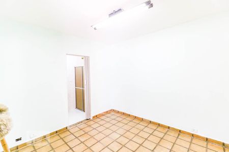 Casa para alugar com 230m², 4 quartos e 4 vagas Casa para alugar com 230m², 4 quartos e 4 vagasEdícula