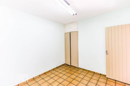 Casa para alugar com 230m², 4 quartos e 4 vagas Casa para alugar com 230m², 4 quartos e 4 vagasEdícula