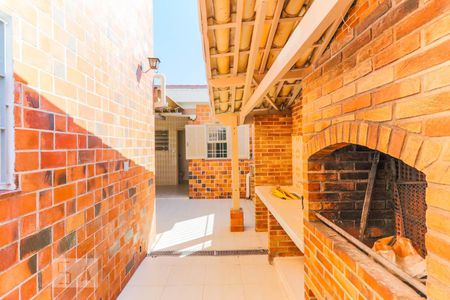 Casa para alugar com 230m², 4 quartos e 4 vagas Casa para alugar com 230m², 4 quartos e 4 vagasChurrasqueira