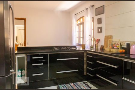 Casa para alugar com 160m², 3 quartos e 2 vagas Casa para alugar com 160m², 3 quartos e 2 vagasCozinha