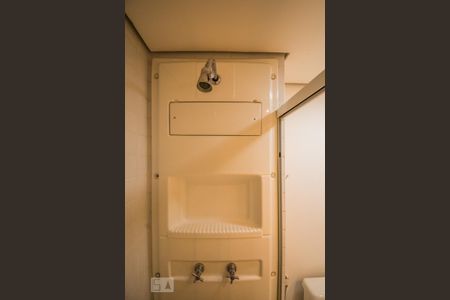 Banheiro da Suíte de apartamento para alugar com 1 quarto, 58m² em Cambuí, Campinas