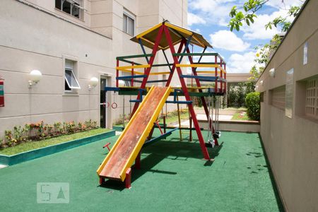 Apartamento à venda com 80m², 3 quartos e 1 vagaÁrea Comum - Playground