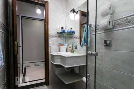 Banheiro Social de casa à venda com 4 quartos, 250m² em Vila Carrão, São Paulo