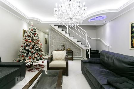 Sala de casa à venda com 4 quartos, 250m² em Vila Carrão, São Paulo