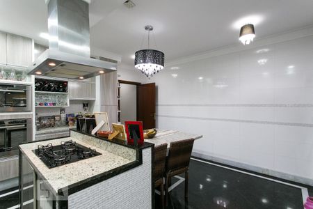 Cozinha de casa à venda com 4 quartos, 250m² em Vila Carrão, São Paulo