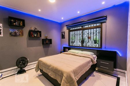 Quarto de casa à venda com 4 quartos, 250m² em Vila Carrão, São Paulo