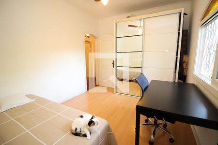 Casa à venda com 312m², 3 quartos e 2 vagas Casa à venda com 312m², 3 quartos e 2 vagasQuarto 1