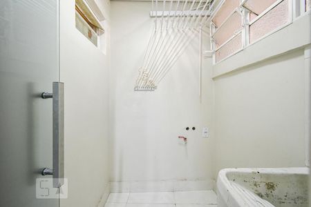 Apartamento à venda com 67m², 2 quartos e sem vagaÁrea de Serviço