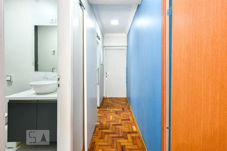 Corredor de apartamento à venda com 2 quartos, 67m² em Bela Vista, São Paulo