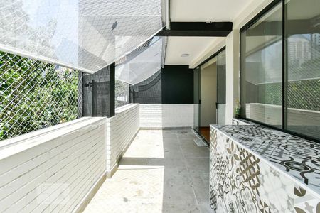 Varanda de apartamento à venda com 2 quartos, 67m² em Bela Vista, São Paulo