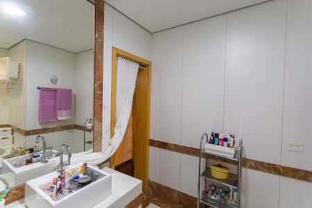 Casa para alugar com 340m², 3 quartos e 3 vagasBanheiro da Suíte 1